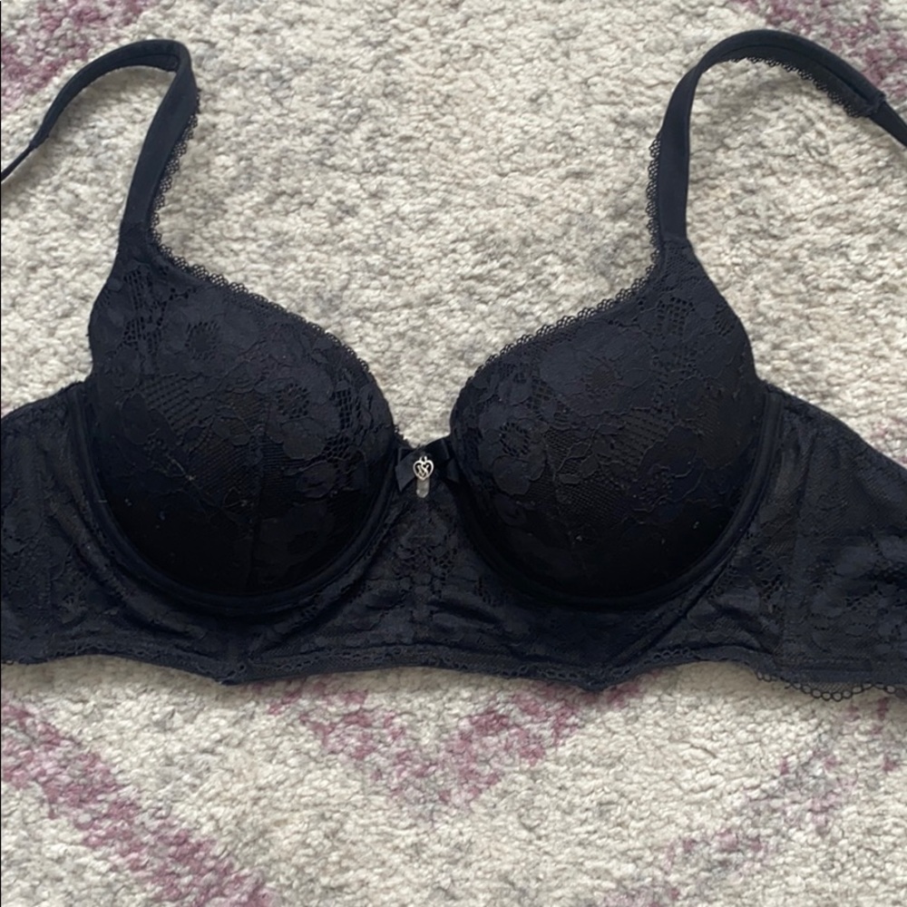 Black Body bra by Victoria Secret size 34D